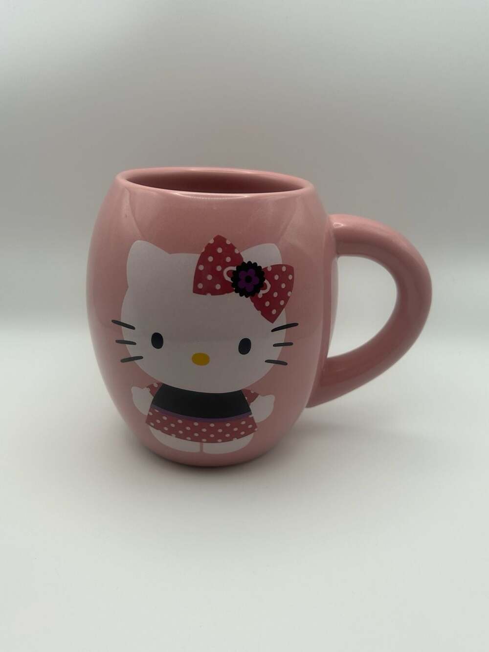 2013 Vandor Hello Kitty Pink Oval Ceramic Coffee Mug